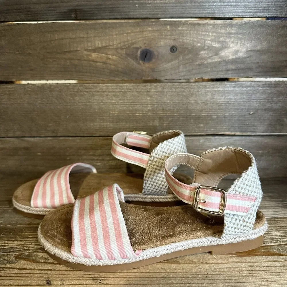 New NWOB Big Kids Mia Esmee Peach/Off White Sandal Sandals‎ Size 1 Y